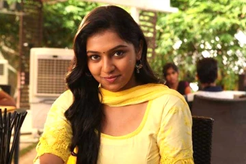 ஐடி ஊழியர் கடத்தல் வழக்கு: நடிகை லட்சுமி மேனன் தலைமறைவு