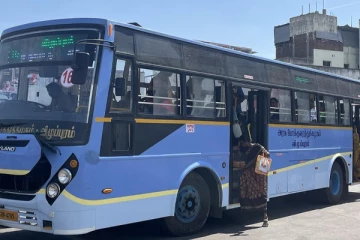 ஓடும் பேருந்தில் உயிரிழந்த பயணி - நடுரோட்டில் இறக்கிவிட்ட ஓட்டுனர்!