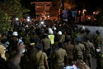 இலங்கையில் அவசரநிலை பிரகடனம் - அதிபர் அறிவிப்பு..!