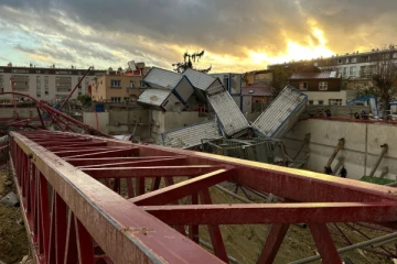 பிரான்ஸில் பெரும் அழிவை ஏற்படுத்திய சூறாவளி