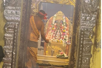 மகா சிவராத்திரியை முன்னிட்டு மட்டக்களப்பு அமிர்தகழி ஸ்ரீ மாமாங்கேஸ்வரர் ஆலயத்தில் விசேட பூஜைகள்