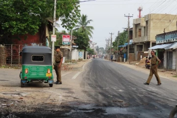 கிழக்கின் பல பகுதிகளிலும் வன்முறையை தூண்டும் சம்பவங்கள்: பொலிஸார் தீவிர விசாரணை (Photos)