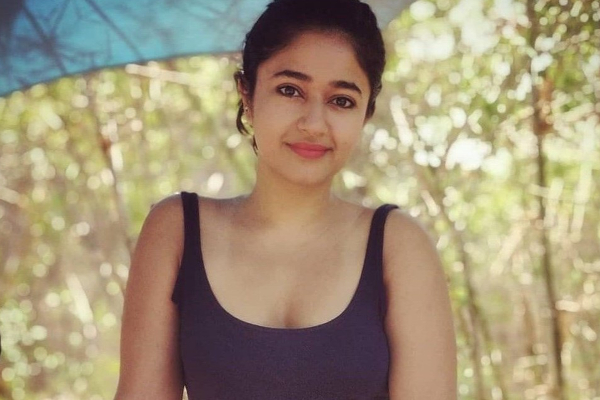 37 வயது நடிகை பூனம் பாஜ்வாவுக்கு லவ் லெட்டர்!! 7-ஆம் வகுப்பு மாணவனின் லீலைகள்!! | 7Th Std Boy Propose Actress Poonam Bajwa Openup