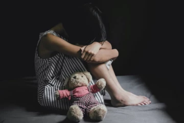 சொத்துக்காக நடந்த கொடூரம் - மகளின் அந்தரங்க உறுப்பில் தந்தை செய்த செயல்