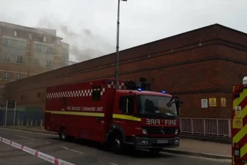 துணை மின் நிலையத்தில் தீ விபத்து! - லண்டனின் பெரும் பகுதிகளுக்கு மின் துண்டிப்பு