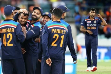 நான் துவண்டு போன நேரத்தில் என்னை தட்டிக் கொடுத்தது என் நண்பர்கள் - நடராஜன் உருக்கம்