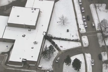 கனடாவில் பாடசாலை ஒன்றுக்கு மிரட்டல் விடுத்த 14 வயது சிறுவன் கைது