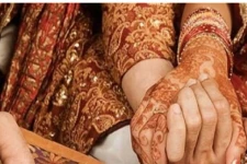 கலப்பு திருமணம் செய்ததால் பரிதாபமாக பலியான இளைஞர்; ஆணவக்கொலை செய்த குடும்பம்