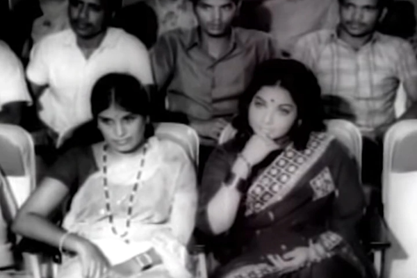 வயிற்று பிழைப்புக்காக கர்சீப் வித்த ரங்கம்மாள் பாட்டியா இது? எப்படி இருக்கார் தெரியுமா? அரிய புகைப்படம் | Actress Rangammal Patti Passed Away