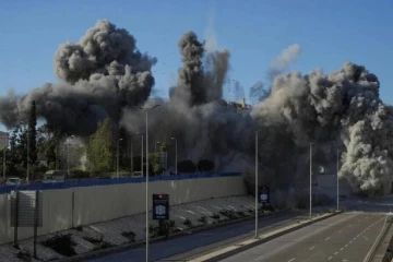 லெபனானில் இடம்பெற்ற தாக்குதலில் நால்வர் பலி