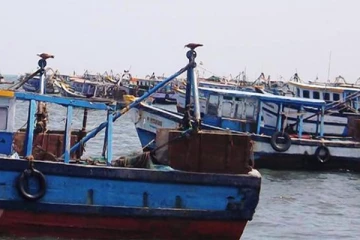 தமிழகத்தில் கரையொதுங்கிய இலங்கை படகு குறித்து விசாரணை!