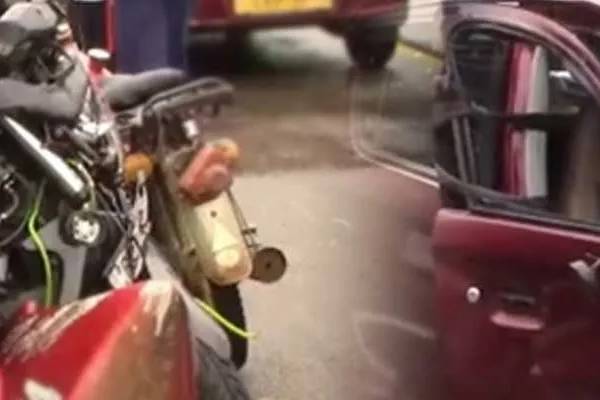 தலாவ பகுதியில் கோர விபத்து! கவலைக்கிடமான நிலையில் இருவர் | Another Freak Accident In Talaway