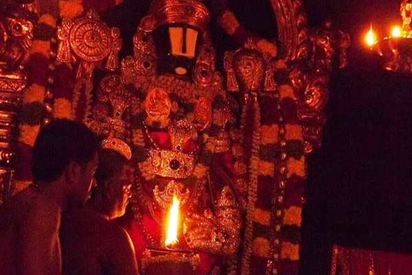 மிகவும் பணக்கார கடவுள் என கூறப்படும் திருப்பதி ஆலயம் குறித்து சில அரிய தகவல்கள்! | Spiritual Some Rare Information Tirupati Balaji