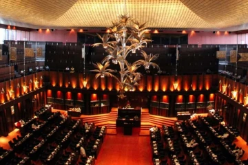 பிரதமர் உள்ளிட்ட முக்கிய பதவிகளை தமிழர், முஸ்லிம்களிடையே பகிர வேண்டும்! - டிலான் வலியுறுத்து