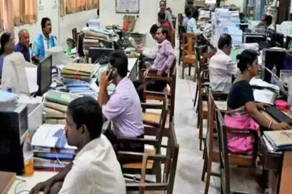 இலங்கையில் அரச வேலைக்காக காத்திருப்பவர்களுக்கு அதிர்ச்சி தகவல்! | Shocking News Those Waiting Govt Jobs In Sri Lanka