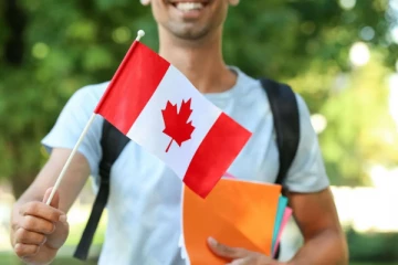 கனடாவுக்கு கல்வி கற்க வரும் மாணவர்களின் நிலைமையை கடினமாக்கும் புதிய விதி