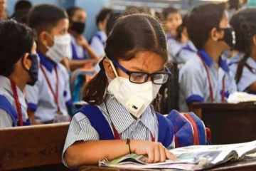 நவம்பர் 1 முதல் பள்ளிகள் திறக்கப்படுமா - பள்ளிக்கல்வித்துறை நடவடிக்கை என்ன?