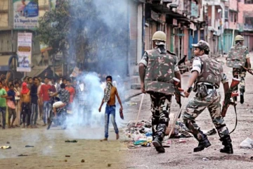 கலவர பூமியான மேற்கு வங்க மாநிலம்: உள்ளாட்சி தேர்தல் வன்முறையில் 37 பேர் பலி