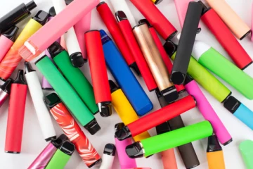 இலத்திரனியல் புகையிலை காரணமாக ஏற்படும் பாதிப்பு தொடர்பில் எச்சரிக்கை