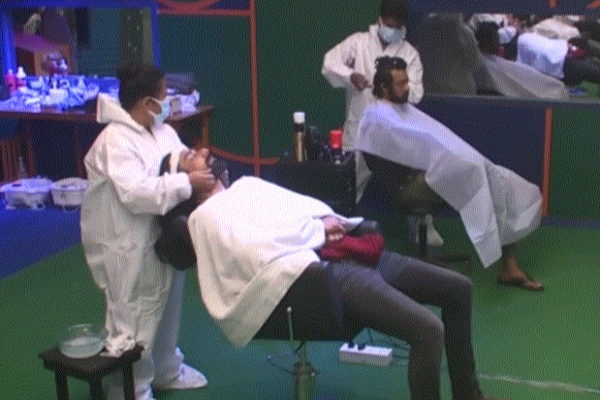 திடீரென்று கெட்டப்பை மாற்றிய நிரூப்... இப்போ எப்படி இருக்கின்றார் தெரியுமா? கண்கலங்கிய ரசிகர்கள்! | Niroop Done Haircut In Bigg Boss House Gets