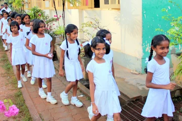 தொடரும் நெருக்கடியால் பாடசாலைகளும் மூடப்படலாம்! கல்வி அமைச்சுக்கு சென்ற செய்தி