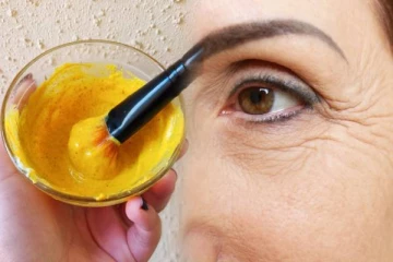 முகத்தில் சுருக்கம் விழாமல் இளமையாக இருக்க உதவும் Facepack.., எப்படி தயாரிப்பது?