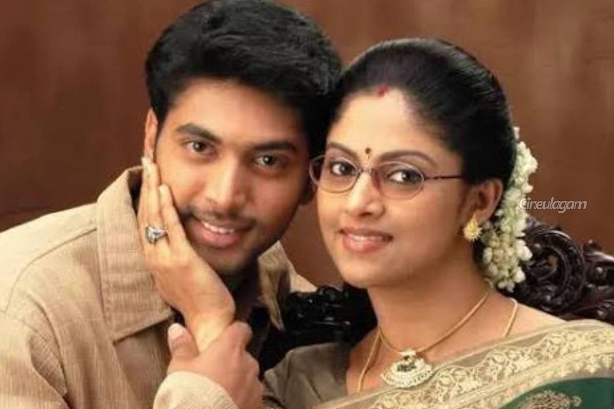 சண்டே ஸ்பெஷலாக சன் டிவியில் தனுஷ், ஜெயம் ரவி பட ஸ்பெஷல்... என்னென்ன படங்கள் பாருங்க | Dhanush Jayam Ravi Movies In Sun Tv Sunday Spl சண்டே ஸ்பெஷலாக சன் டிவியில் தனுஷ், ஜெயம் ரவி பட ஸ்பெஷல்... என்னென்ன படங்கள் பாருங்க | Dhanush Jayam Ravi Movies In Sun Tv Sunday Spl
