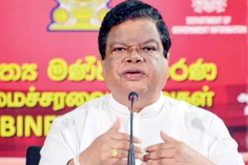 පෞද්ගලික අංශයේ සේවකයන්ට රජයෙන් රක්ෂණයක්. (VIDEO)