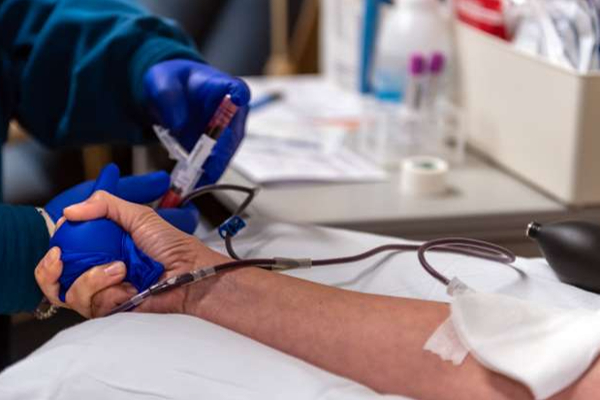 யாழ் போதனா வைத்தியசாலையில் குருதிக்கு தட்டுப்பாடு | Hemostasis At Jaffna Teaching Hospital