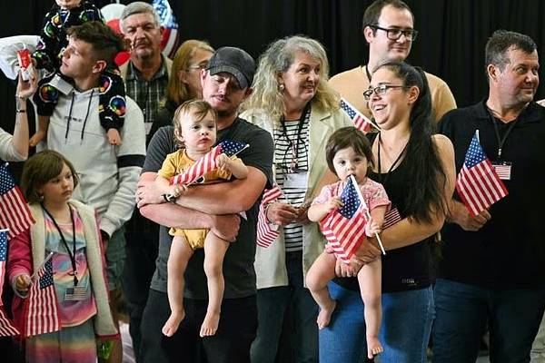 இவர்களுக்கு அதிக முன்னுரிமை... ரத்தாகும் TPS: ட்ரம்பின் புதிய அகதி அந்தஸ்து திட்டம் | Trump Refugee Admissions Priority For இவர்களுக்கு அதிக முன்னுரிமை... ரத்தாகும் TPS: ட்ரம்பின் புதிய அகதி அந்தஸ்து திட்டம் | Trump Refugee Admissions Priority For