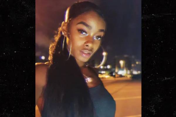 தி லயன் கிங் திரைப்பட பெண் குரல் கலைஞர் படுகொலை: அமெரிக்காவில் பயங்கரம் | Lion King Voice Actress Imani Smith Killed