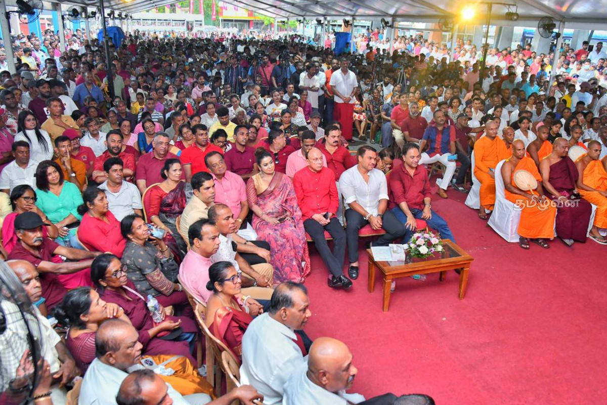 மக்கள் மீது எல்லையற்ற வரிச்சுமைகளைத் திணிக்கும் அரசாங்கம்! நாமல் விமர்சனம் | Sri Lanka Political Crisis மக்கள் மீது எல்லையற்ற வரிச்சுமைகளைத் திணிக்கும் அரசாங்கம்! நாமல் விமர்சனம் | Sri Lanka Political Crisis