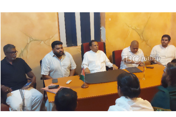 தையிட்டியில் கட்டப்பட்டது பாபர் மசூதியே - மைத்திரியிடம் எடுத்துரைத்த சிவசேனை | Maiththiripala Jaffna Visit Him Meet Sivasena