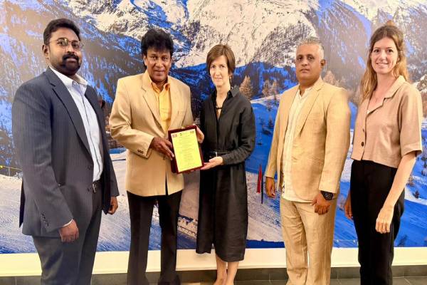 தோட்ட தொழிலாளர்களை வைத்து அநுர அரசியல் செய்கிறாரா..! மனோ கணேசன் கேள்வி | Mano Ganesan Important Meeting