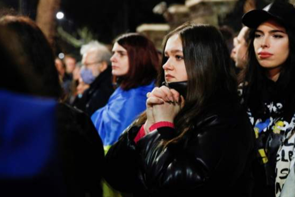 ரஸ்ய படைகள் நகர்வதாக அமெரிக்கா அறிவிப்பு! யுக்ரெய்ன் ஆக்கிரமிப்பை தடுக்க, ரஸ்யாவிடம் உதவி கோரும், பிரிவினைவாதிகள்! | Ukrain Forces Moving Eastern Forces Called Help
