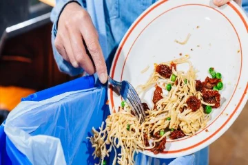 இலங்கையில் உணவு வீண்விரயத்தினை குறைக்குமாறு கோரிக்கை