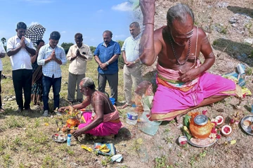 தீவகத்தில் சூரிய ஒளி மற்றும் காற்றாலை மின்சார திட்டம்: நெடுந்தீவிலும் பூமி பூஜை