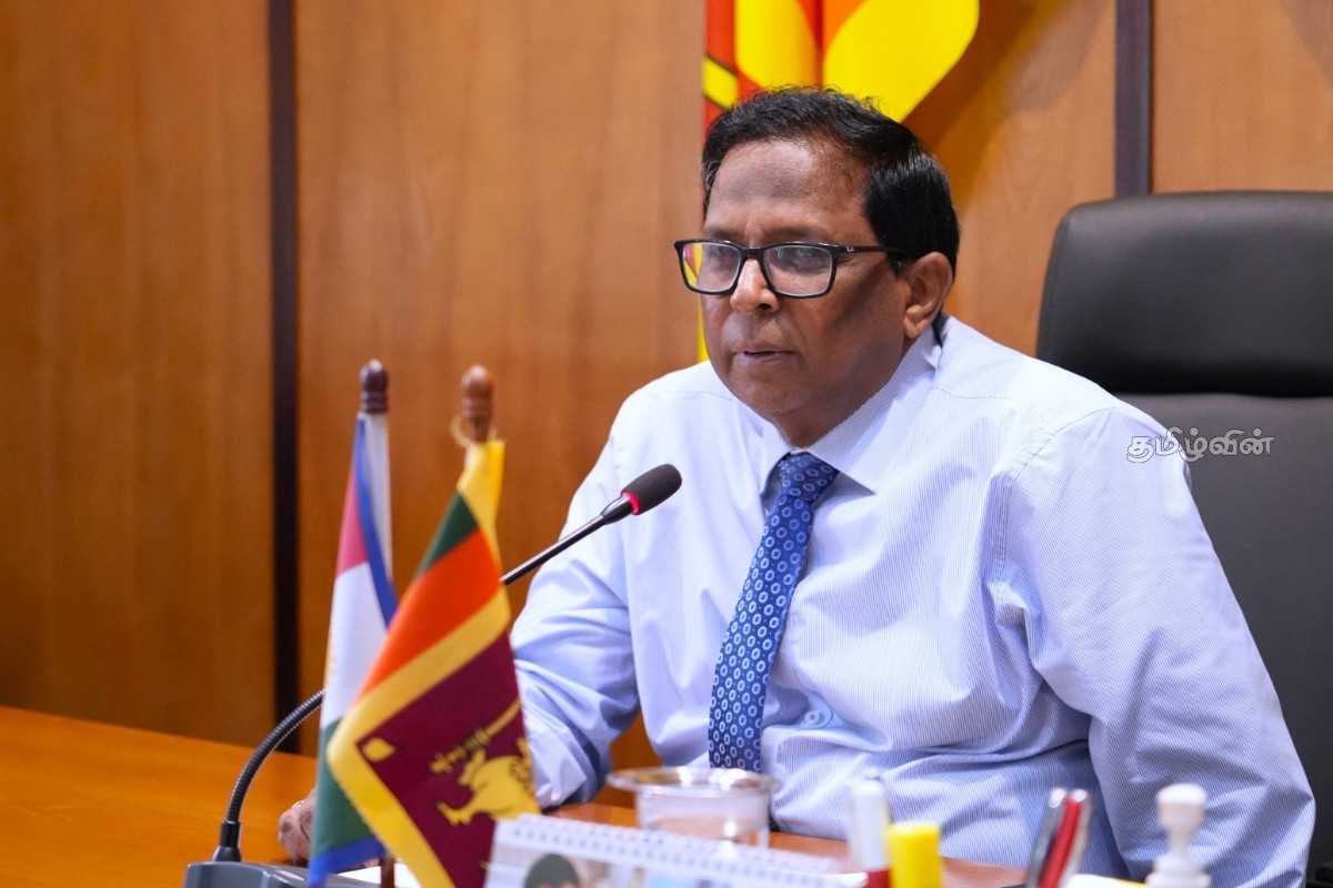 எரிபொருள் வரிசைக்குத் தீர்வுகாண உருவாக்கப்பட்ட புதிய செயலி குறித்து கலந்துரையாடல் | New App Developed To Solve Fuel Queue