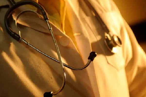 தொழிற்சங்க நடவடிக்கை தீவிரமாகும் - வைத்தியர்கள் எச்சரிக்கை | Trade Union Action Will Intensify Doctors Warn