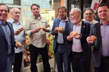 பிரேசில் அதிபருக்கு  உணவகத்திற்குள் நுழைய அனுமதி மறுப்பு; இப்படியொரு நிலை!