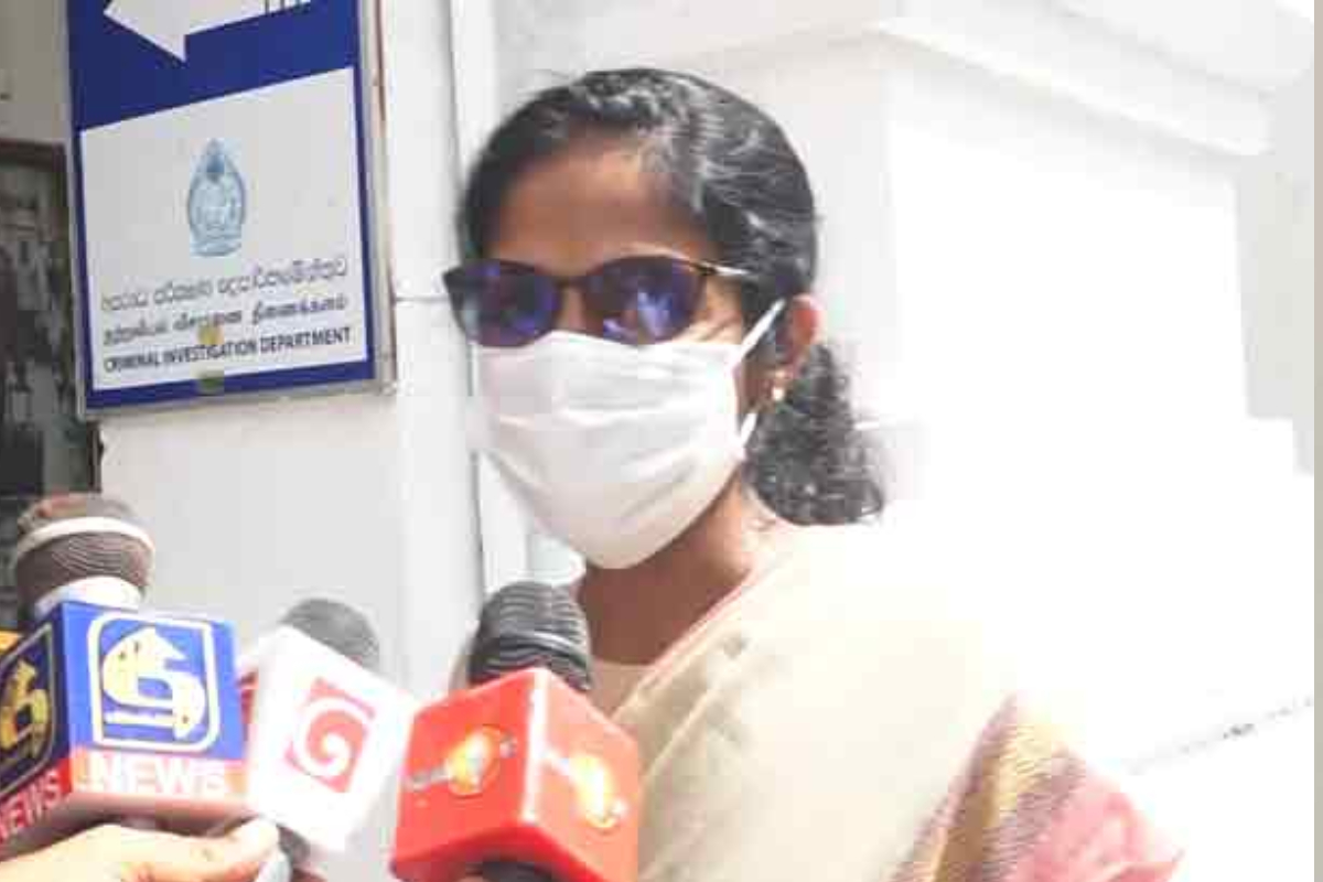 சலேவின் மனைவிக்கு சிஐடி பணிப்பாளர் விடுத்துள்ள அறிவிப்பு! | Cid Rejects Daily Legal Access To Suresh Sallay சலேவின் மனைவிக்கு சிஐடி பணிப்பாளர் விடுத்துள்ள அறிவிப்பு! | Cid Rejects Daily Legal Access To Suresh Sallay