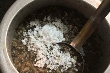 உடல் எடையை கிடுகிடுனு குறைக்கும் 5 நிமிட கஞ்சி..... யாரெல்லாம் தினமும் சாப்பிடலாம்!