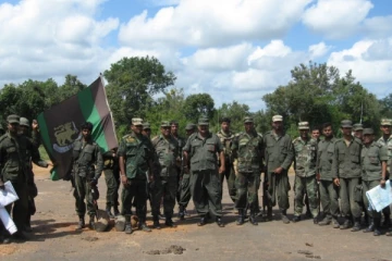 ஐ.நாவின் பிடியிலிருந்து 50 படை அதிகாரிகளை உடன் காப்பாற்றுங்கள்! அரசிடம் விமல் வேண்டுகோள்