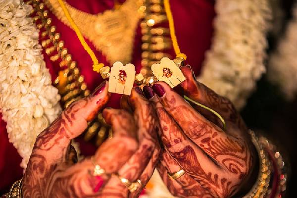 2026-ல் இந்த 5 ராசிகளுக்கு திருமணம் நடந்தே தீரும் - நீங்க என்ன ராசி? | 2026 Marriage For 5 Zodiac Signs Tamil 2026-ல் இந்த 5 ராசிகளுக்கு திருமணம் நடந்தே தீரும் - நீங்க என்ன ராசி? | 2026 Marriage For 5 Zodiac Signs Tamil