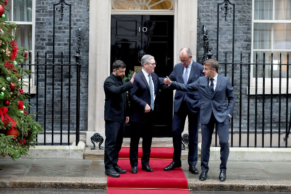 லண்டனில் சந்தித்துக் கொண்ட ஐரோப்பிய தலைவர்கள்: ரஷ்யா மீது அழுத்தத்தை அதிகரிக்க உறுதி | Eu Leaders Vow To Increase Pressure On Russia லண்டனில் சந்தித்துக் கொண்ட ஐரோப்பிய தலைவர்கள்: ரஷ்யா மீது அழுத்தத்தை அதிகரிக்க உறுதி | Eu Leaders Vow To Increase Pressure On Russia