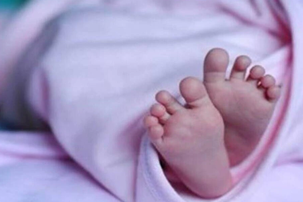 மண்ணெண்ணெய் அருந்திய இரண்டு வயது குழந்தை பரிதாபமாக உயிரிழப்பு | Baby Death Police Investigating Srilanka