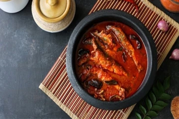 மெரினா பீச் சுந்தரி அக்கா கடை மீன் குழம்பு : எப்படி ஈசியா செய்யலாம்?