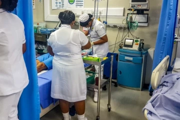 வவுனியாவில் திடீர் சுகயீனம் காரணமாக வைத்தியசாலையில் அனுமதிக்கப்பட்ட இருவர் உயிரிழப்பு