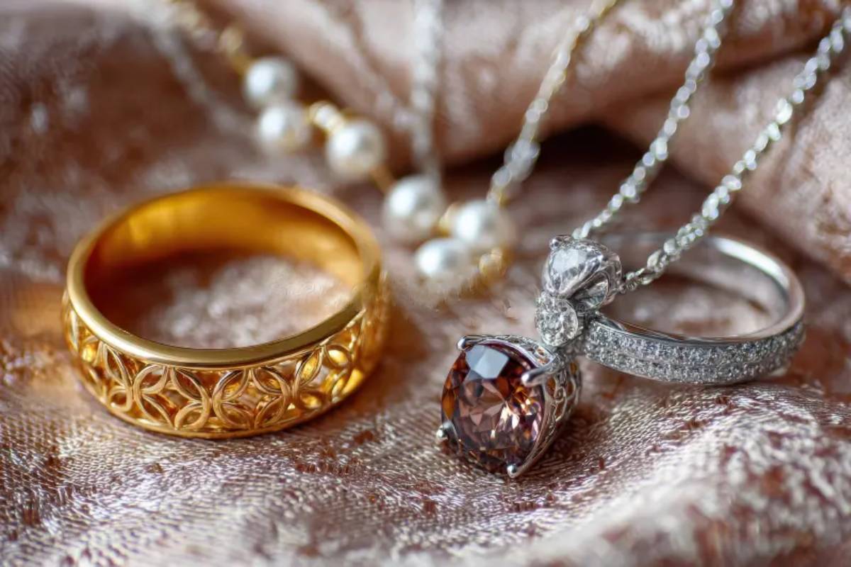 மீண்டும் அதிகரிக்கும் தங்க விலை.., சென்னையில் இன்று எவ்வளவு? | Today Gold And Silver Price In Chennai மீண்டும் அதிகரிக்கும் தங்க விலை.., சென்னையில் இன்று எவ்வளவு? | Today Gold And Silver Price In Chennai