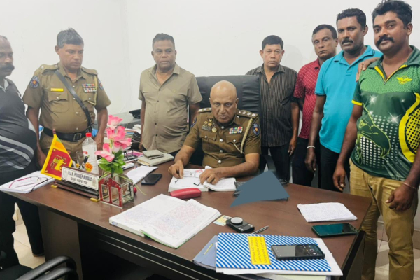 தமிழர் பகுதியில் பொலிஸார் காட்டிய அதிரடி ; அதி சொகுசு காருக்குள் காத்திருந்த அதிர்ச்சி | Police Action In Tamil Area Shock In Luxury Car தமிழர் பகுதியில் பொலிஸார் காட்டிய அதிரடி ; அதி சொகுசு காருக்குள் காத்திருந்த அதிர்ச்சி | Police Action In Tamil Area Shock In Luxury Car